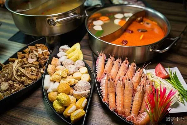 龜山林口火鍋推薦-夏天到啦孩子們！想不想芒果吃到飽啊？巴適麻辣鍋現在隆重宣布進行芒果祭！而且還多了少見的金剛蝦蝦～雖然殼有點硬肉質超美味的！（邀約）