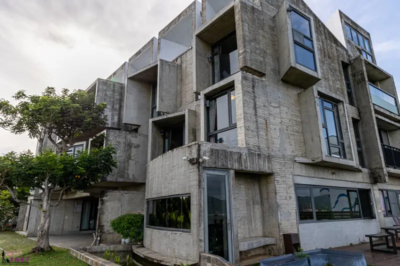 光現旅宿｜恆春鎮屏東縣–入住墾丁後壁與光為鄰的美麗民宿，清水模造型每一間房型都很吸睛