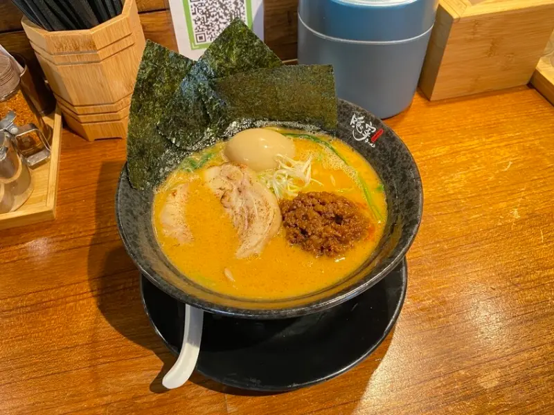 【台北大同－隱家拉麵（赤峰店）】捷運中山站、雙連站周邊排隊美食拉麵｜超好吃的日式拉麵