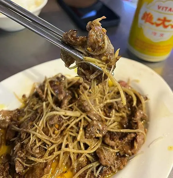萬華食記｜天天生炒牛肉: 華西街美食 道道都可以是白飯殺手