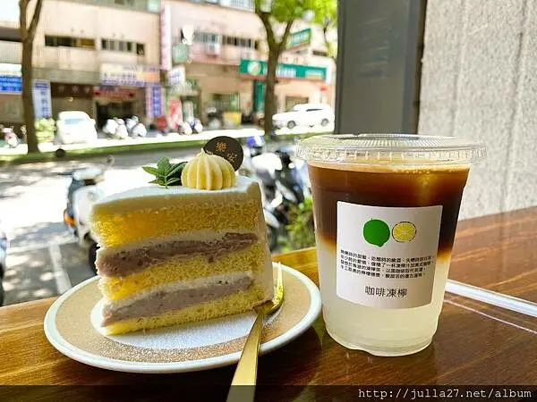 【台中 咖啡】樂安咖啡工作室~沒有華麗外表跟絢爛的燈光只有一杯好咖啡