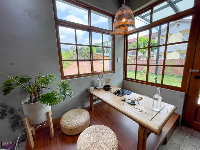 丘山茶Hilltea ｜南投市–中興新村裡的老宅美學，優雅的空間裡泡茶享受自在的時光