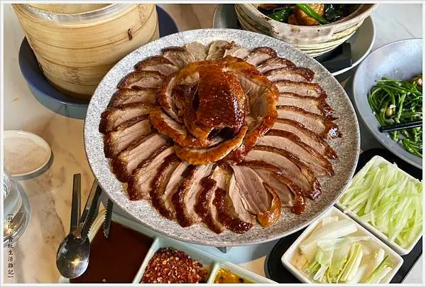 [台中|南屯區 王品集團。XIANG DUCK 享鴨 烤鴨與中華料理]