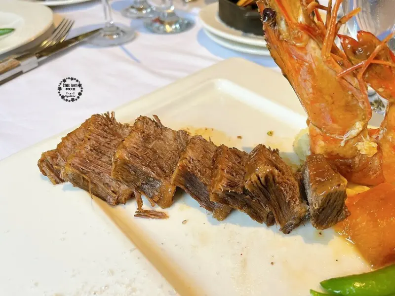 王品牛排台中文心店，牛排套餐黑松露紐約客牛排，招牌牛小排，真心款待服務至上，生日壽星優惠 - Cyndi loves享食天堂