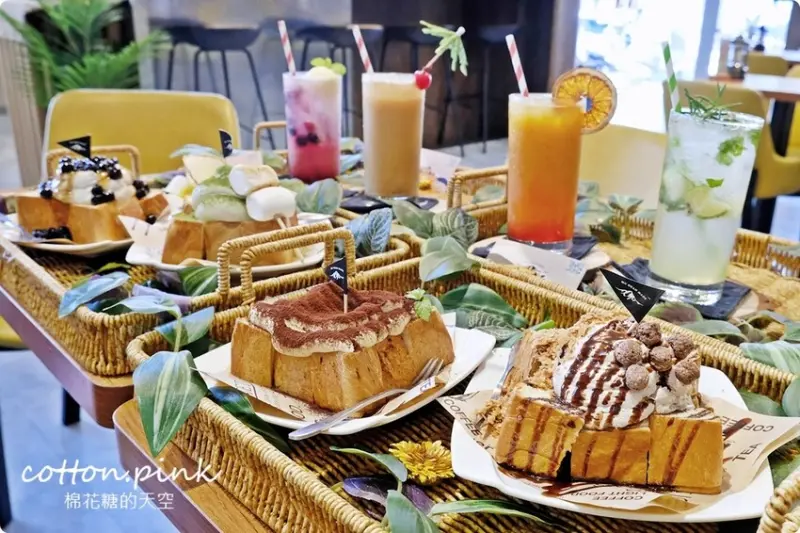 台中麵包店裡就能野餐?!沐山麵包露營風下午茶生吐司吃起來 - 棉花糖的天空