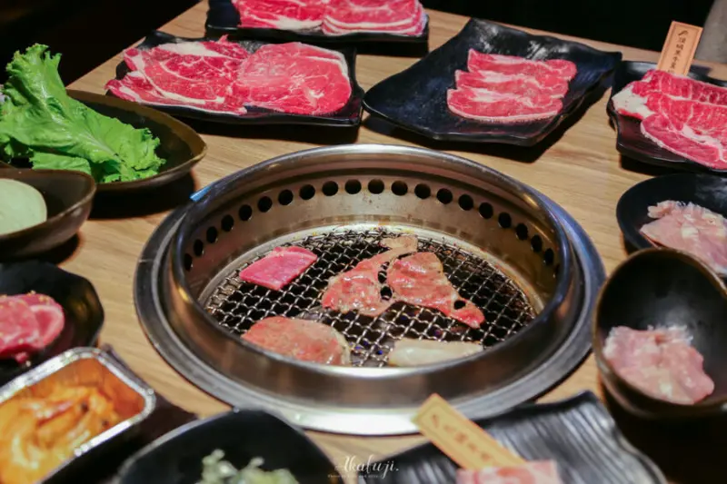 【蘆洲燒肉吃到飽】赤富士日式無煙燒肉鍋物，近百種肉品海鮮，高CP值火鍋燒烤兩吃！