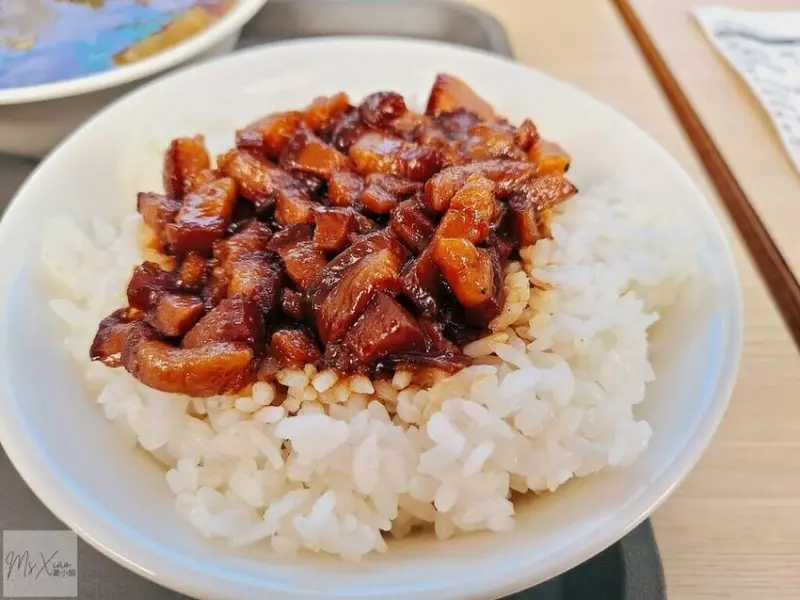 《海山魯肉飯》板橋文青風格的滷肉飯套餐 - Ms.Xiao蕭小姐