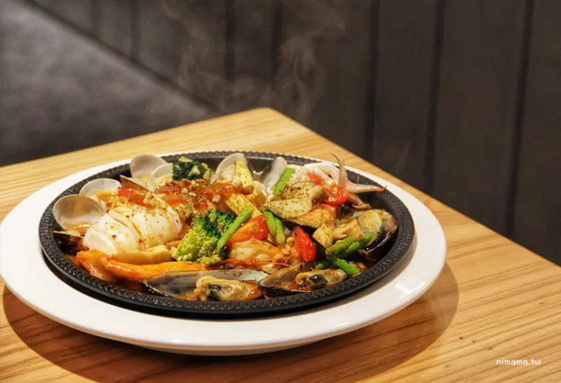 桃園景觀餐廳：JH51咖啡館義式料理披薩、享受悠閒餐聚小酌