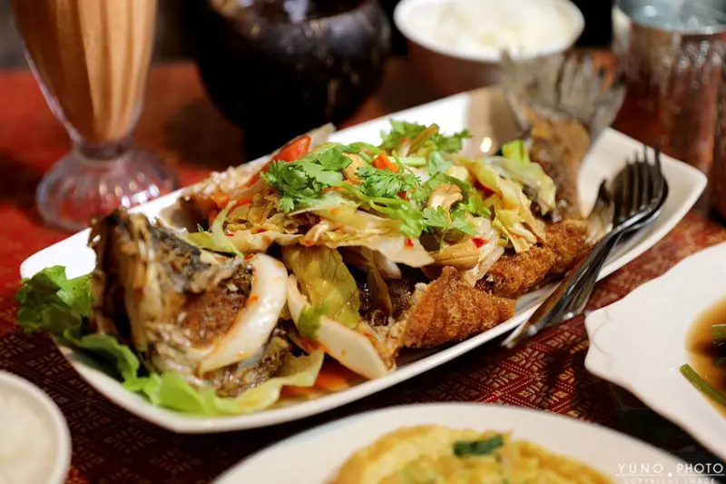 台中市大里區泰好吃了吧！免出國就能吃道地泰國菜 可訂位有包廂｜泰鑽泰式料理(台中大里泰式料理) 