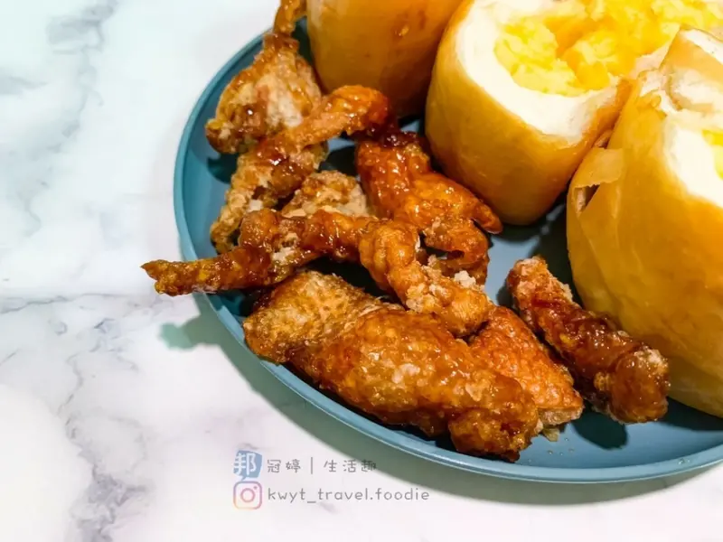 【2021大里炸雞推薦】小彤帽密沾醬炸鷄排。大里平價下午茶晚餐宵夜，每日採買食材，新鮮就是美味！