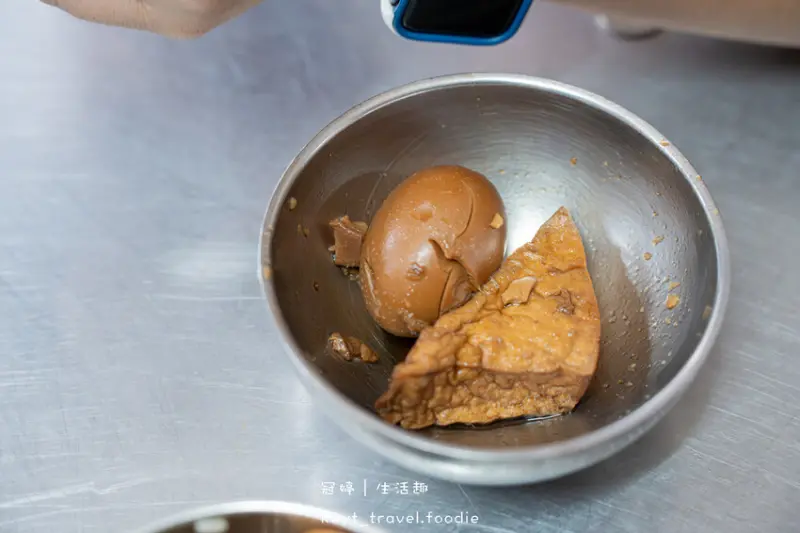 台南必比登2024_下大道蘭米糕，太晚來吃不到！每天蒸炊淋上