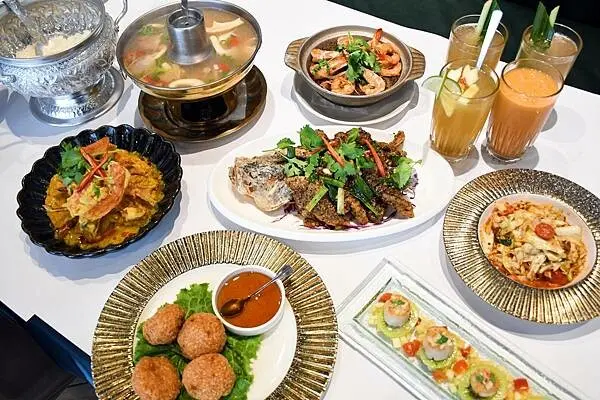 高雄市左營區泰國皇家政府評鑑認證的泰式料理【夜泰美泰式料理】全台只有51家獲得泰精選標章ThaiSelect 的人氣料理~高雄