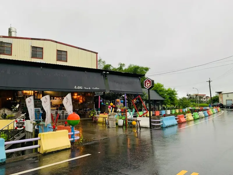 【宜蘭冬山】老司G Tea&Coffee，九連埤彩虹水岸旁，復古融合工業風的網美咖啡廳，河岸邊吹風，大人放空＆小