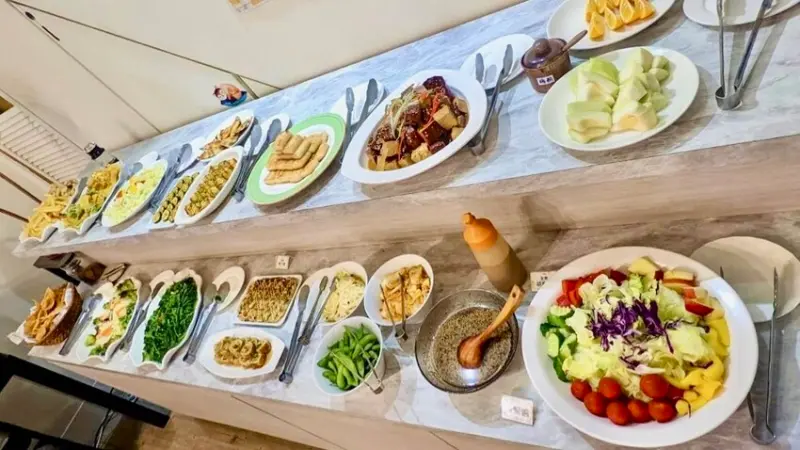 [台中素食吃到飽] 植素拾光只要300元吃到飽！全素食漢堡/義大利麵/燉飯～