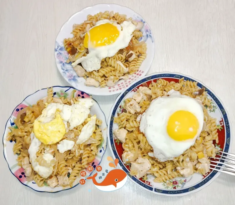 新手輕鬆料理 | 早中晚餐 《台塑餐飲》(2)午餐-蘑菇醬義大利麵