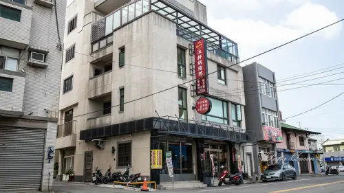 台中龍井｜甜點 沐軒烘焙坊 純濃檸檬蛋糕、大人款提拉米蘇、大推像芋頭的芋頭月餅..日式雪茄蛋捲…為什麼開