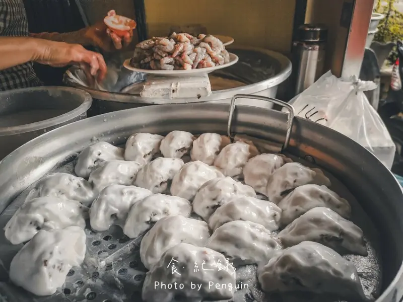 台南．中西區．蒸出一甲子的在地小吃．友誠蝦仁肉圓