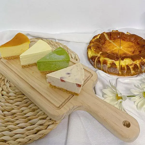 (宅配美食)4k手作烘焙 新北三重美食宅配甜點生日蛋糕推薦 手工烘焙點心嚴選食材製作 綜合乳酪蛋糕4種口味一次擁有 濃郁美味巴斯克蛋糕 面交/大台北地區外送/宅配/便利商店取貨