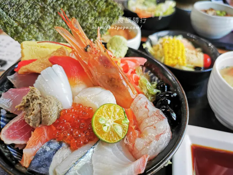 高雄。苓雅》全心丼飯專賣(原騰戶丼飯專賣)。經濟實惠的日式丼飯