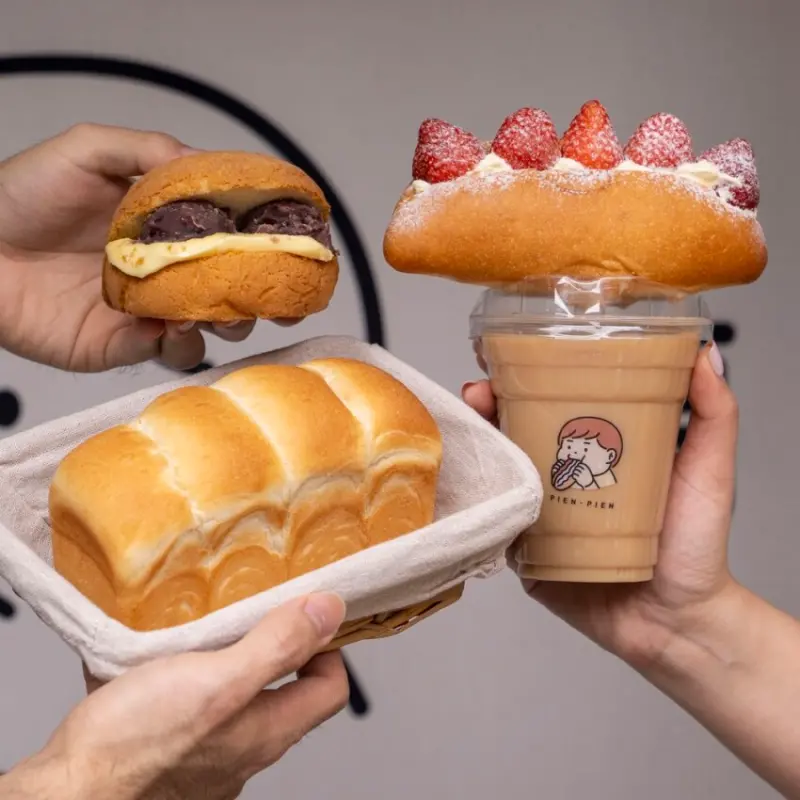 台北大安站美食 偏偏pien pien 日式餐包小賣所｜麵包控必吃！人氣「日式餐包」專賣，口感鬆軟夾餡配料，真...