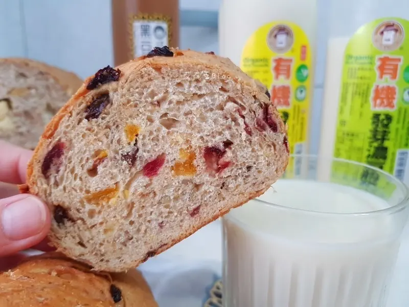 《高雄美食》馬可先生健康烘焙（左營店）❤歐式麵包店霸主！健康烘焙，簡單也兼具營養美味~