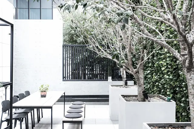 [春，台中] 城市中偷得一片陽光灑落 - JYT Cafe
