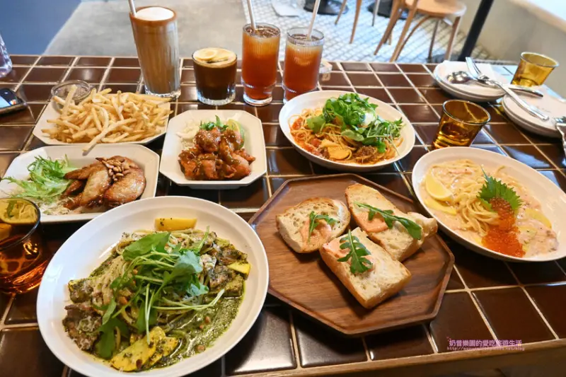 [台北信義區]這是初戀的味道Waku Waku Pasta 日式洋食搭配 101 美景~大人味布丁必吃！市府店/信義誠品店