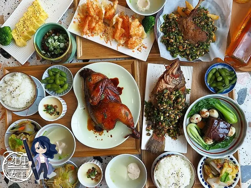 把老宅搬進百貨公司裡面，半隻雞套餐超划算又好吃，快來重溫童年時光