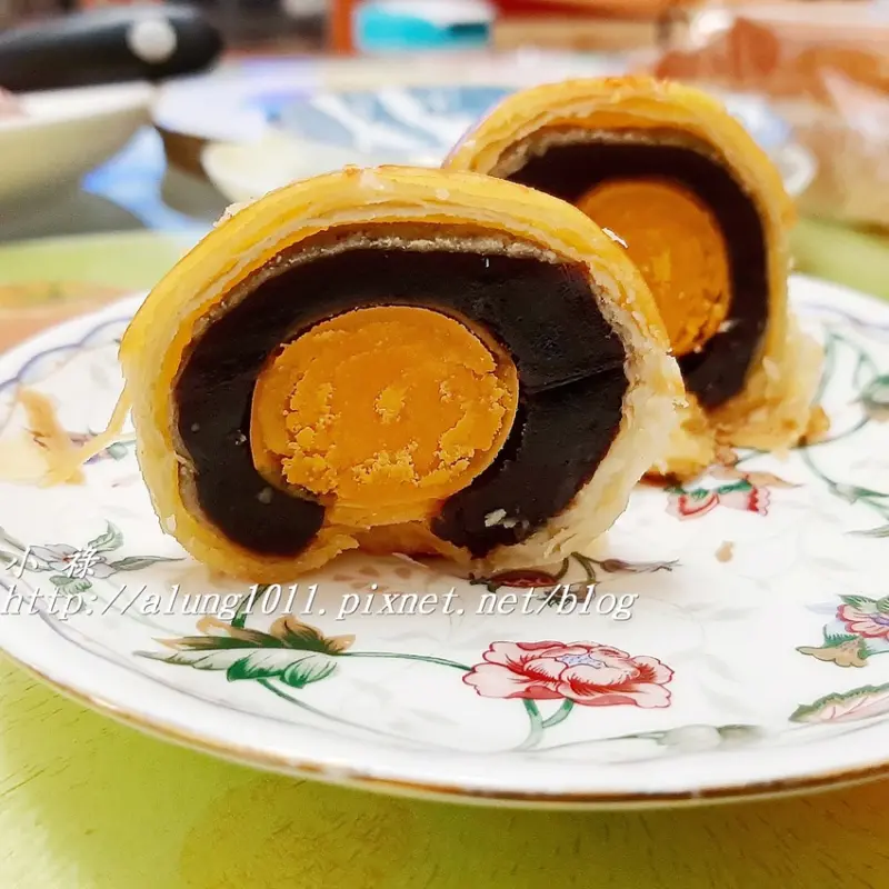 吳記月餅 / 餅藝飄香 / 遊子思鄉的餅味