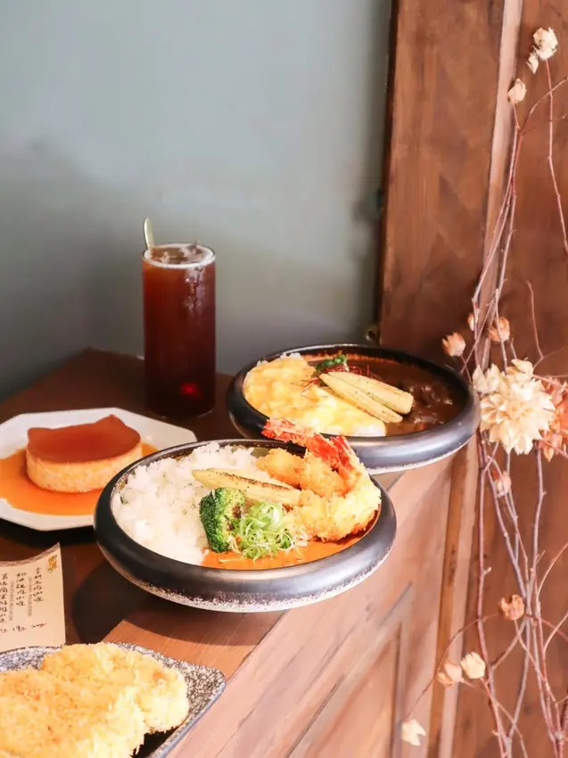 [ 台北美食] TakeOut Curry Shop - 新開幕大安區主打香料咖哩飯還有可愛貓布丁！