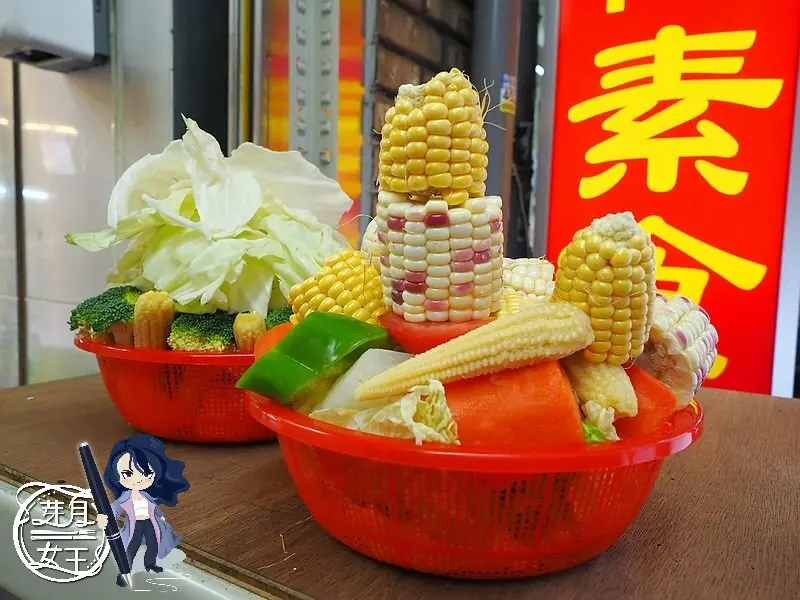 真的太佛心，只要60元就可以夾到飽夾到滿夾到爽，呼叫你身邊的建築系來幫忙打地基！