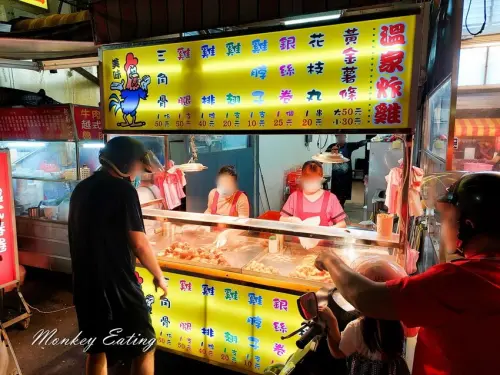 【新竹竹東】溫家炸雞｜竹東市場熱賣20年台式炸雞王，溫體炸雞一出爐秒殺 - 貪吃猴的幻想