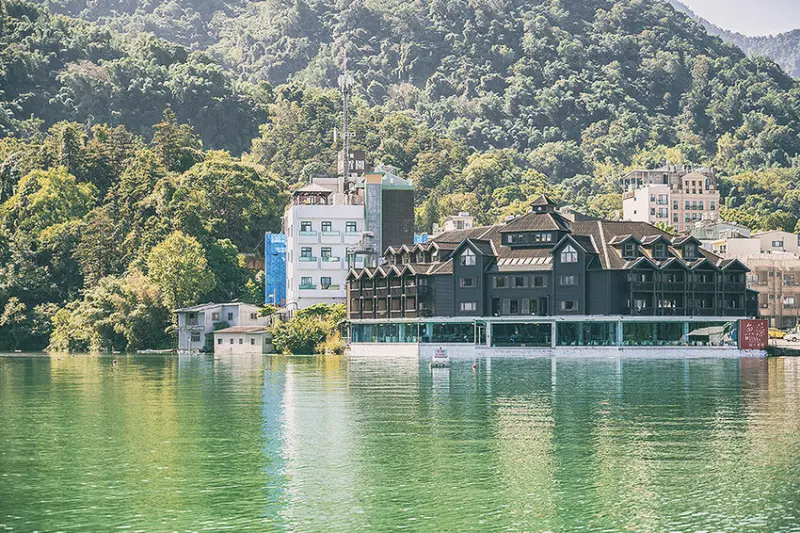 南投．日月潭 | 力麗儷山林會館 – 日月潭館 Lea Lea Richforest Hotel Sunmoonlake | 亞洲第一大木屋，體驗