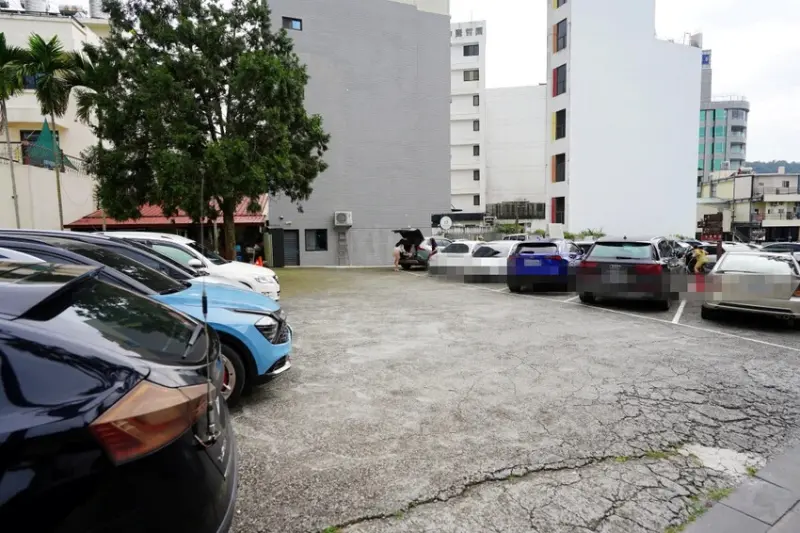 南投縣魚池鄉力麗儷山林會館日月潭館，視野遼闊無敵湖景，下樓抵達伊達邵老街，日月潭住宿推薦