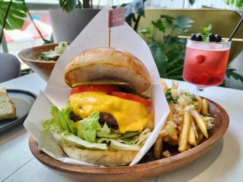 穿短褲、吃美食、配好酒樂享生活-嘉義短褲餐酒餐廳