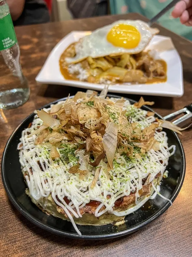 | 高雄美食 |新崛江隱藏版美食/相見恨晚的平價大阪燒/一番日式蔬菜煎餅