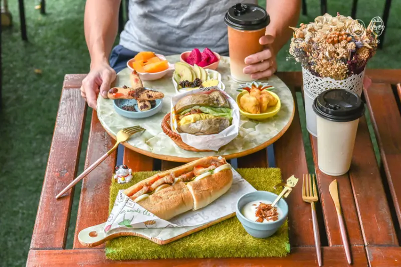 隱谷森林早餐烘焙：台中西屯區美食-2021新菜單！早午餐推薦！鄰近逢甲夜市，老饕才知道的平價大份量手作麵包早午餐，另有健身減肥的增肌減脂餐可選擇！ - 2A食旅日記