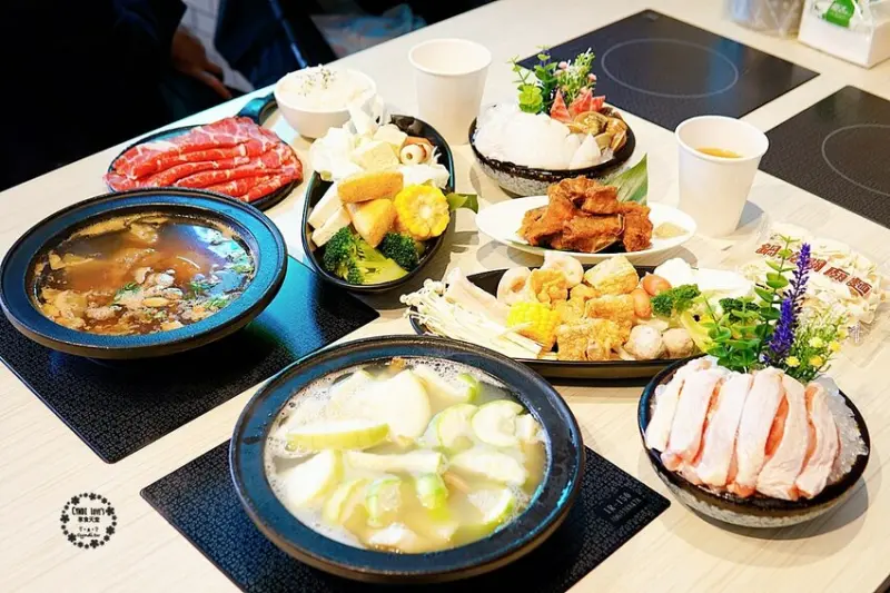 狂一鍋 新台式火鍋，將小吃變成火鍋最有創意的鍋底在這裡，蔬食吧芭樂汁霜淇淋免費無限量吃到飽 - Cyndi loves享食天堂