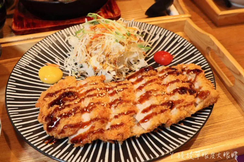 飲料免費暢飲！不到兩百元就可以吃飽飽！新竹火車站美食水月和洋料理 - ㄚ綾綾單眼皮大眼睛