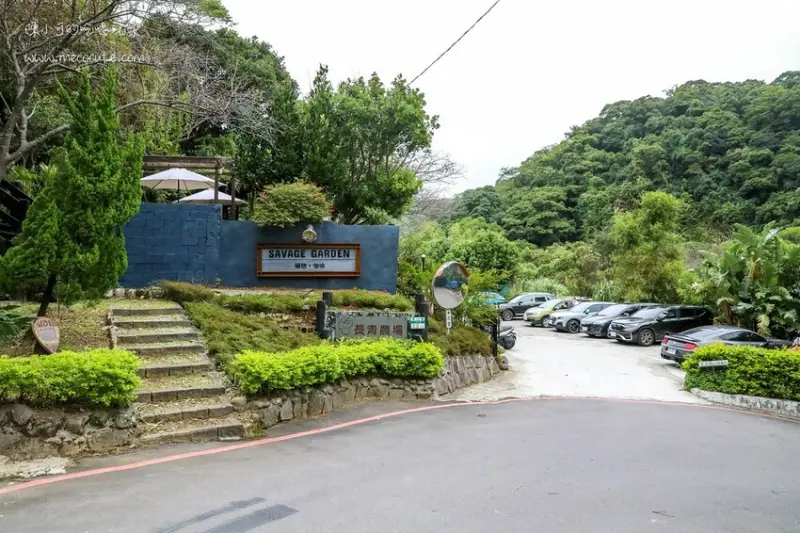 陽明山超夯咖啡館，買門票免費換飲料，不限時間獨享一片山景視野，還有療癒玻璃屋喔！