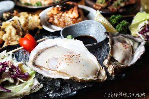 新竹寵物友善餐廳推薦毛起來喫寵物友善居酒屋！營業到凌晨，有超萌店貓及狗狗專屬餐 - ㄚ綾綾單眼皮大眼睛