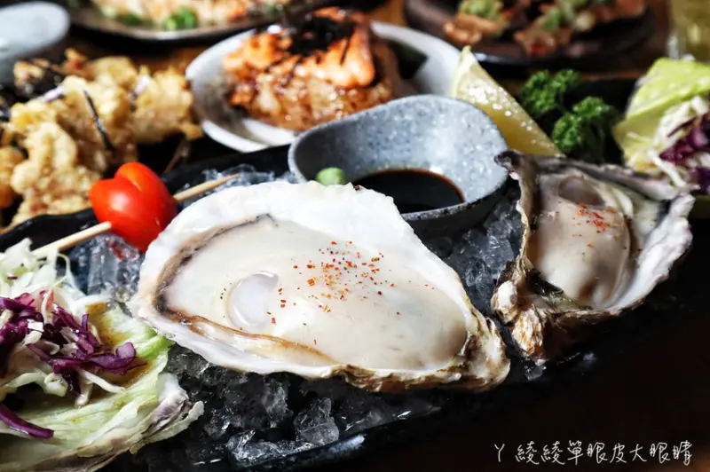 新竹寵物友善餐廳推薦毛起來喫寵物友善居酒屋！營業到凌晨，有超萌店貓及狗狗專屬餐 - ㄚ綾綾單眼皮大眼睛