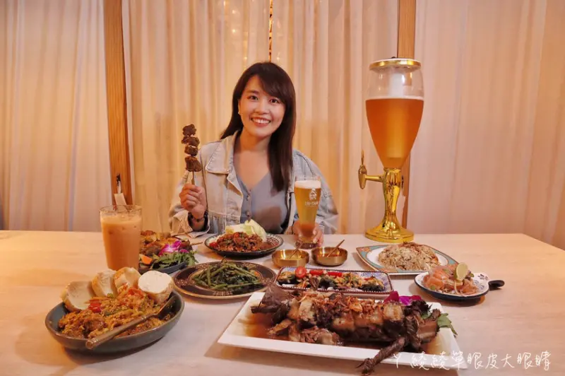 新竹泰式料理又一間！汰汰熱情酒場泰式烤串45元起，網美棚區超夢幻幾乎天天爆滿 - ㄚ綾綾單眼皮大眼睛