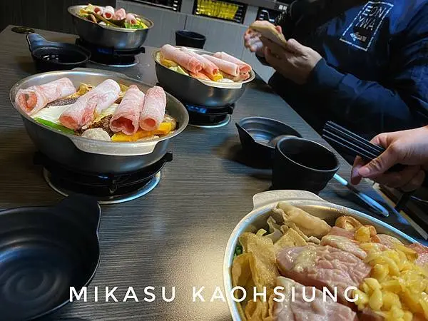 ∥高雄/食．鳳山∥ 壽之元嚴選鍋物 ๑平價火鍋 自助吧 附餐、飲料、冰淇淋吃到飽