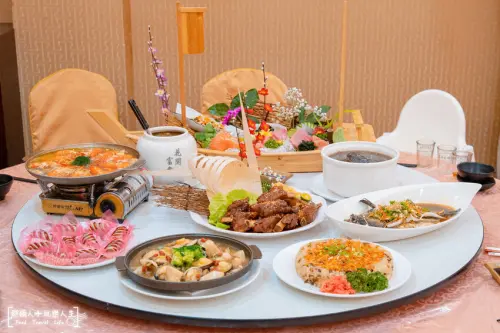 2023新春年菜｜櫻之屋日本料＆炭火燒烤，10人份海陸桌菜，色香味俱全～