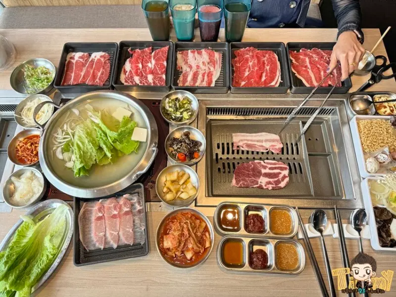 韓式烤肉火烤兩吃吃到飽只要469元起！多種肉肉想要燒烤或煮火鍋任君選擇！--跟著踢小米吃喝玩樂趣