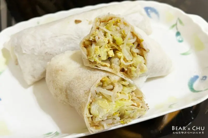 台中西屯區華美黃昏市場美食｜童媽媽包潤餅・30多年老牌美味