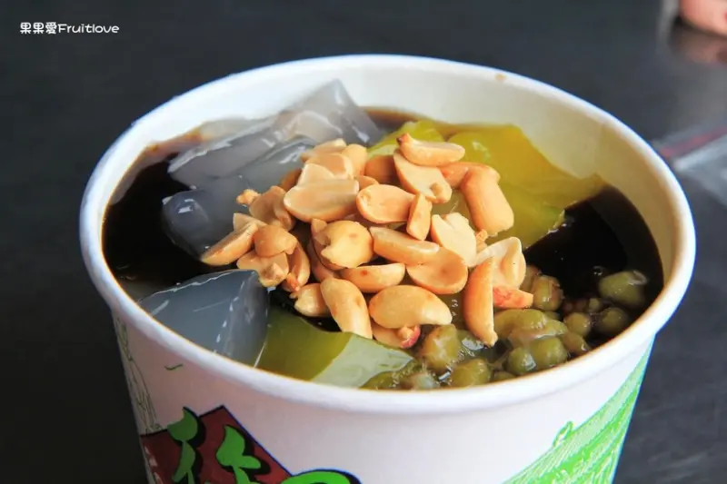 台中烏日銅板美食－乾媽怕你餓，配料隨你裝，裝好裝滿只要銅板價