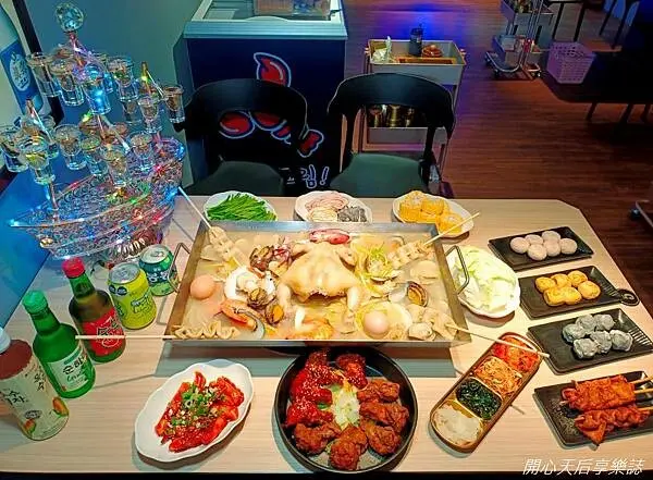 中和火鍋『부산 韓雞 龍蝦一隻雞 首爾中和連城店』釜山美食,霸氣一隻雞海鮮鍋,讓人秒到韓國爽吃道地韓國美