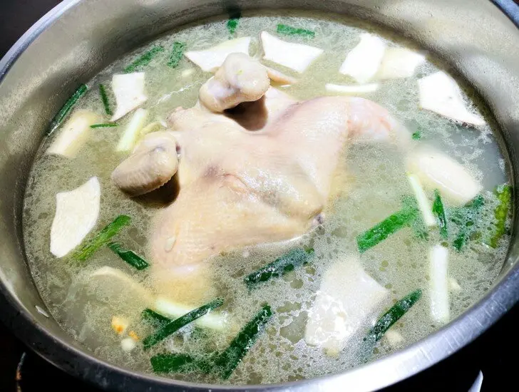 【江原道 宗음식 含吃一隻雞】新莊韓式料理│巨無霸澎派海鮮盆│不用飛韓國也能吃道地美食